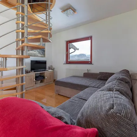 Timber Apartment *